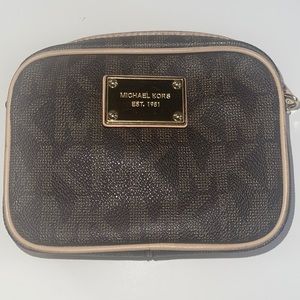 Michael Kors Crossbody Bag
